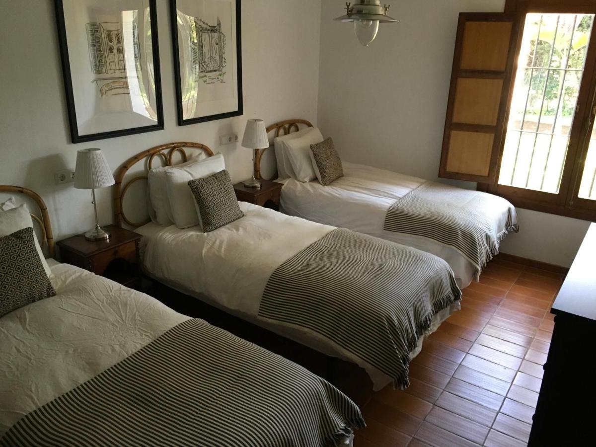 Gitanillas, With Heated Pool, Willa